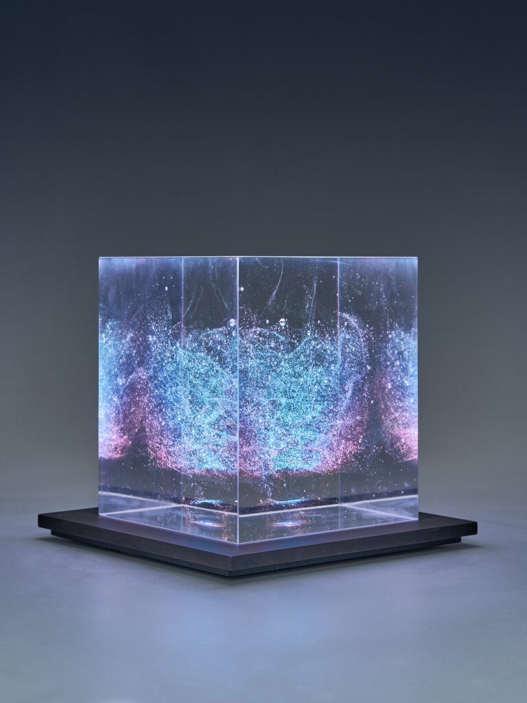 Glas Skulptur, Glas Art, Kunstglas, Original Kristall Kunstglas, Artglass, Glasobjekt, glass object, glass with light, glass sculptur