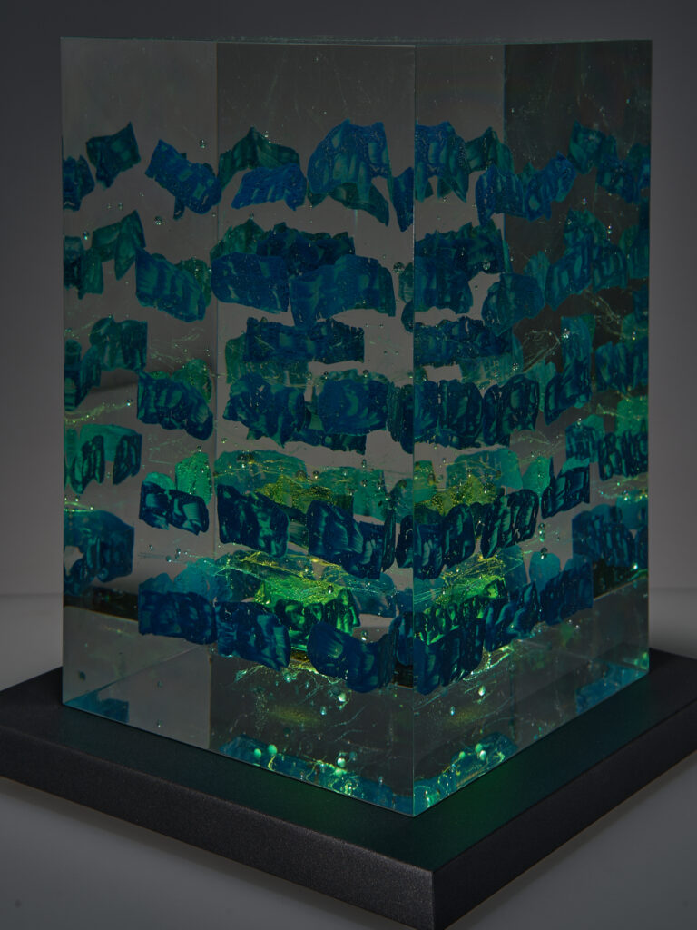 Glas Skulptur, Glas Art, Kunstglas, Original Kristall Kunstglas, Artglass, Glasobjekt, glass object, glass with light, glass sculptur