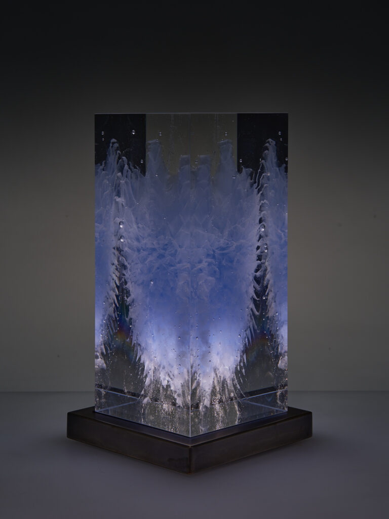 1.0QH 11 -  optical glass with spherical, light, filter H 21cm