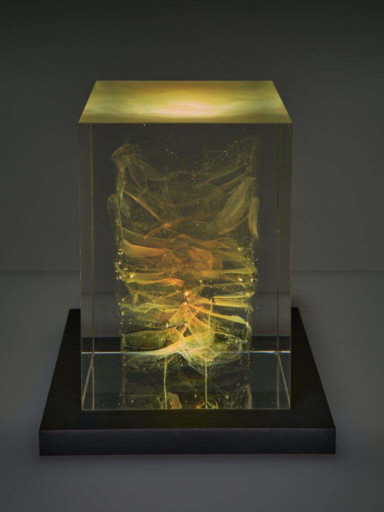 Glas Skulptur, Glas Art, Kunstglas, Original Kristall Kunstglas, Artglass, Glasobjekt, glass object, glass with light, glass sculptur