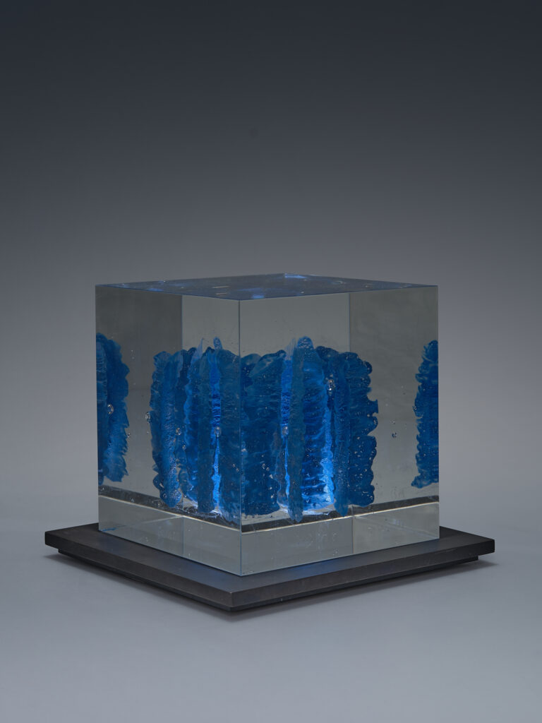 Glas Skulptur, Glas Art, Kunstglas, Original Kristall Kunstglas, Artglass, Glasobjekt, glass object, glass with light, glass sculptur