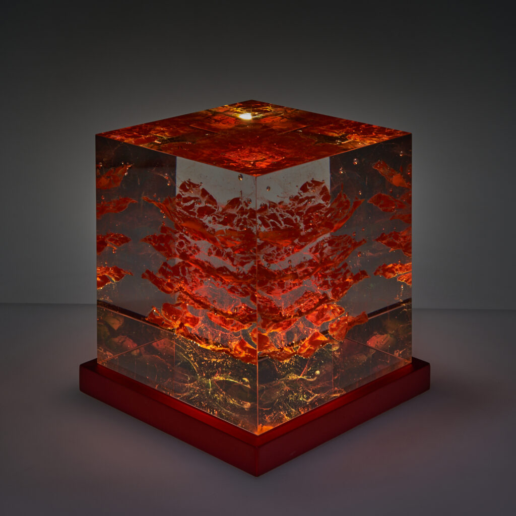 1.5 Q 33 – kiln-cast Czech optical glass with integrated LED lighting, Christian Schneider-Moll, Berlin-based artist