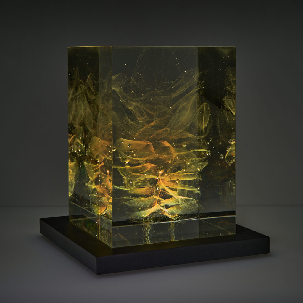 1.5 QH 10 – kiln-cast Czech optical glass with integrated LED lighting, Christian Schneider-Moll, Berlin-based artist
